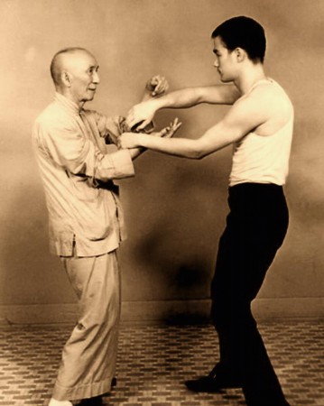 Ip Man and Bruce Lee - Chi Sao
